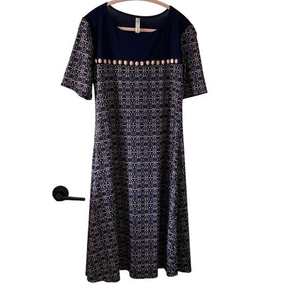 PerSeption Concept Dresses & Skirts - PerSeption Concept Navy Geometric Midi Dress L | Stretchy Short Sleeve